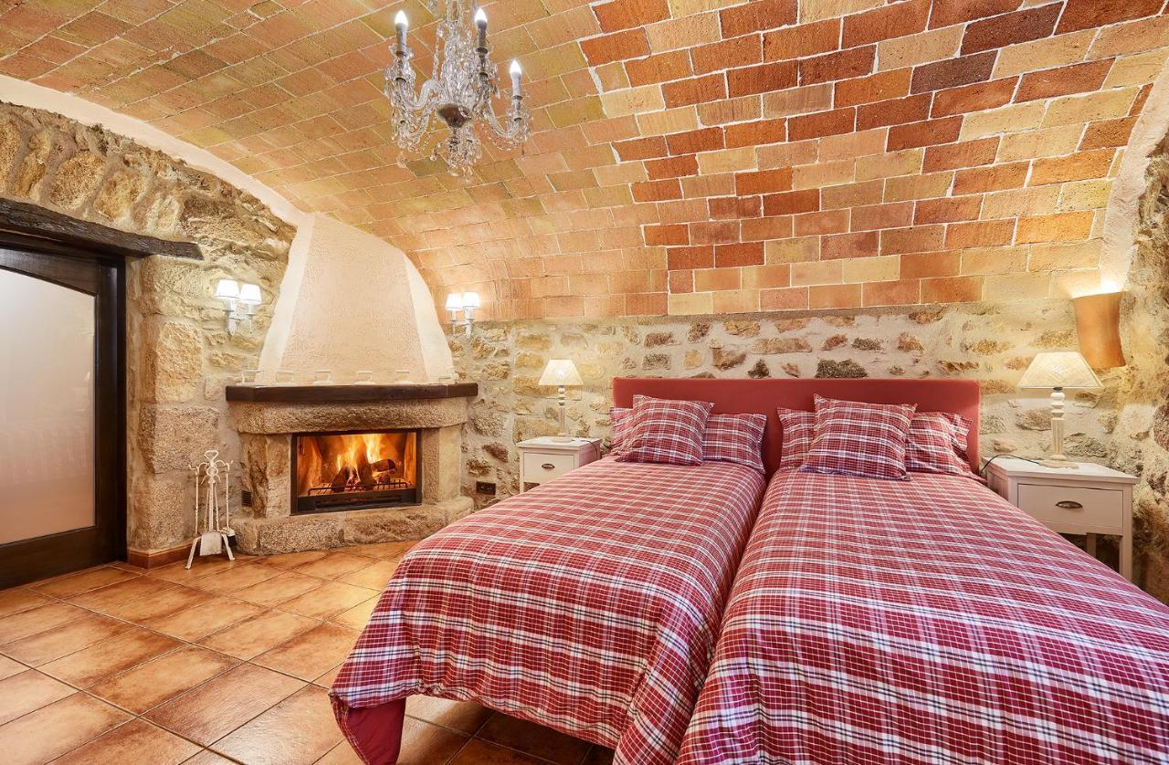Cal Bisbe, Your Rural Holiday Home Capmany Eksteriør bilde